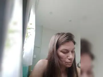 Zvezda2511  live sex cam