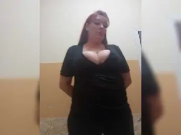 MiaLovely  live sex cam