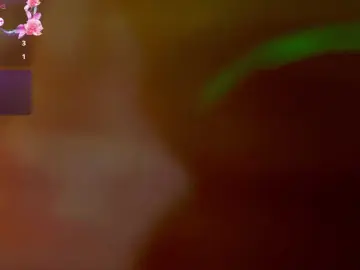 YesyHills  live sex cam