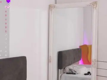 Jolly-dolly  live sex cam