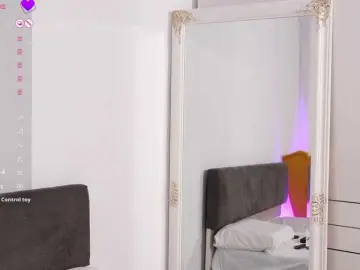 Jolly-dolly  live sex cam