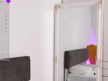 Jolly-dolly  live sex cam