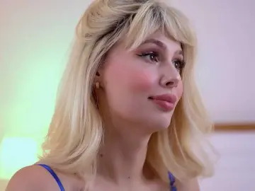 AdelineKing  live sex cam