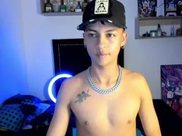 AlejooStorms  live sex cam