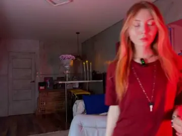 Na-izi  live sex cam