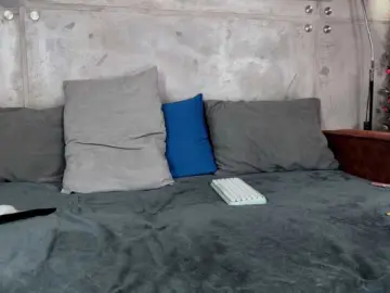 Na-izi  live sex cam
