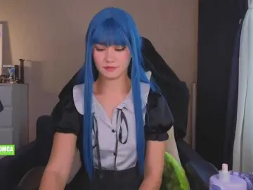 CreamMeow  live sex cam