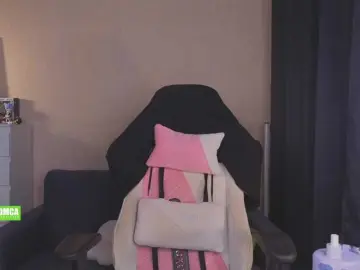 CreamMeow  live sex cam
