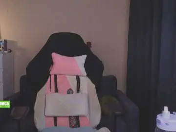 CreamMeow  live sex cam