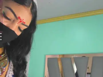 IniyaParul  live sex cam