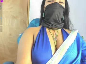 IniyaParul  live sex cam