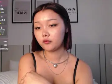 MomoMoonxxx  live sex cam