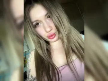 Pickmegirl69  live sex cam