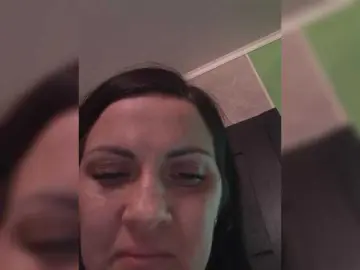 SonyaManya  live sex cam