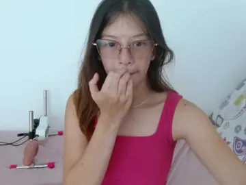 Tiiana  live sex cam