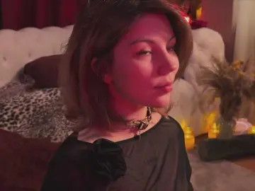 Queen-of-tease  live sex cam