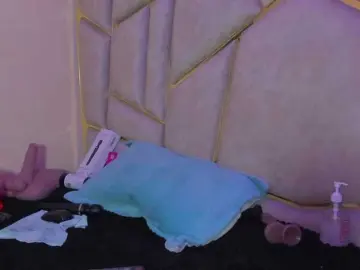 Cloe-candy  live sex cam