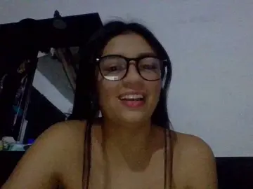 Emma0211  live sex cam
