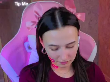 Kiki-angelll  live sex cam