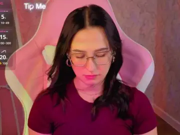 Kiki-angelll  live sex cam