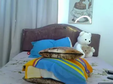 Tatiana22  live sex cam