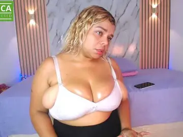 Caisebigtits  live sex cam