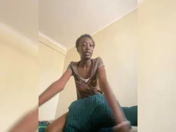 Callmemama  live sex cam