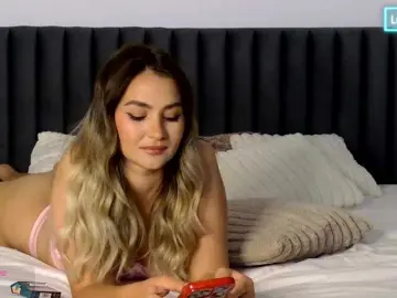 Emmastarseed  live sex cam