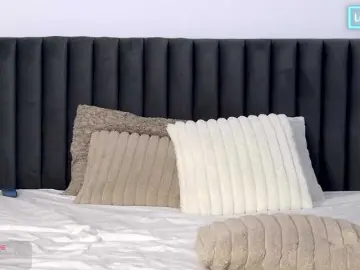 Emmastarseed  live sex cam