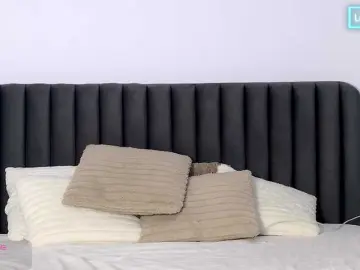 Emmastarseed  live sex cam