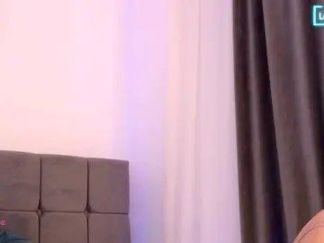 Emmastarseed  live sex cam