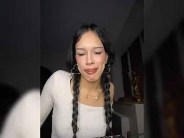 Gloria8  live sex cam