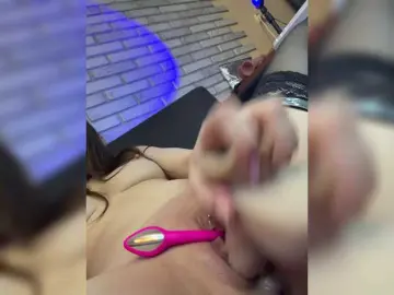 Jade8887  live sex cam