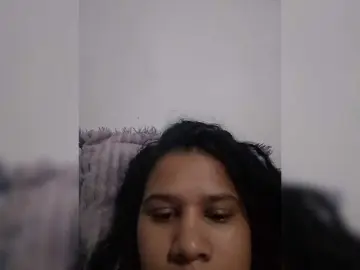 MedusaFoxx  live sex cam