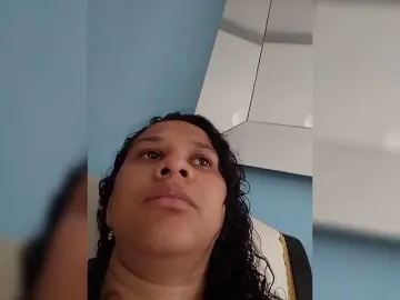 MedusaFoxx  live sex cam