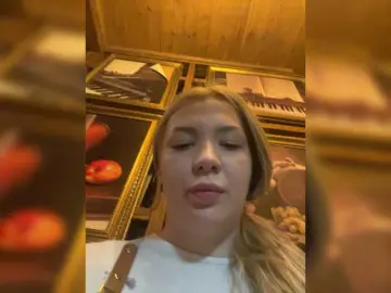 MiaDiva  live sex cam