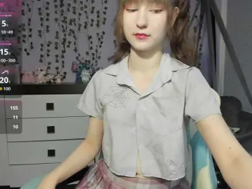 Mikka-Mi  live sex cam