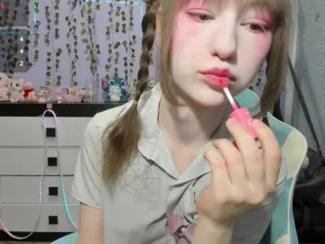 Mikka-Mi  live sex cam