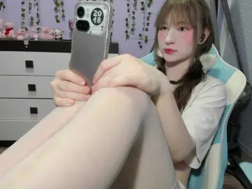 Mikka-Mi  live sex cam