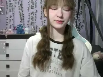 Mikka-Mi  live sex cam
