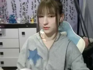 Mikka-Mi  live sex cam