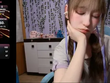 Mikka-Mi  live sex cam