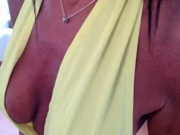 MilfFrenchy  live sex cam