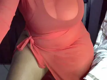 Onlyyhazelbrown  live sex cam