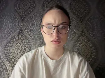Monyashka  live sex cam