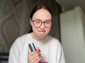 Monyashka  live sex cam