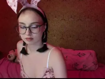 Monyashka  live sex cam