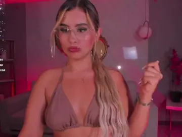 AnnaBrooks  live sex cam