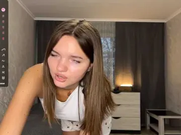 AnnitaByard  live sex cam