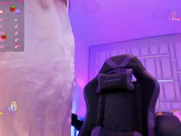 EinnyMure  live sex cam